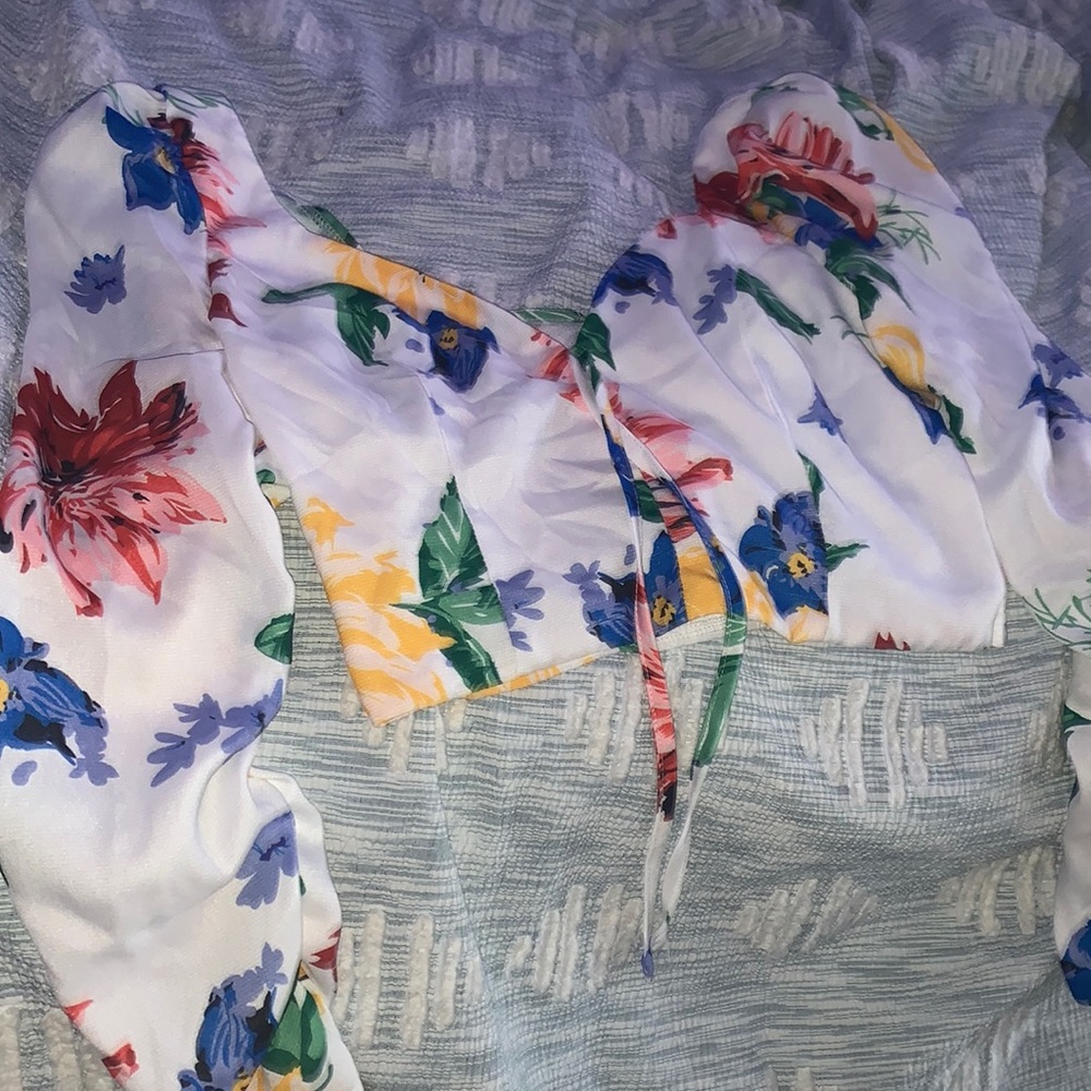 flower crop top with stings